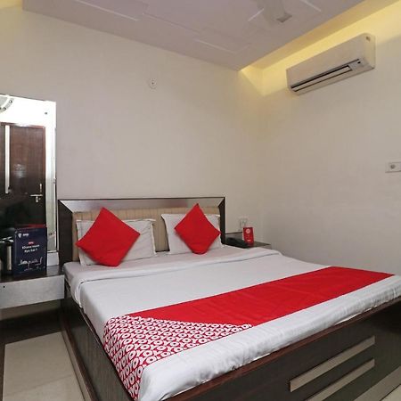 Oyo 24723 Hotel Atul Palace Agra  Exterior photo