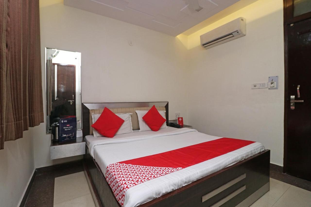 Oyo 24723 Hotel Atul Palace Agra  Exterior photo